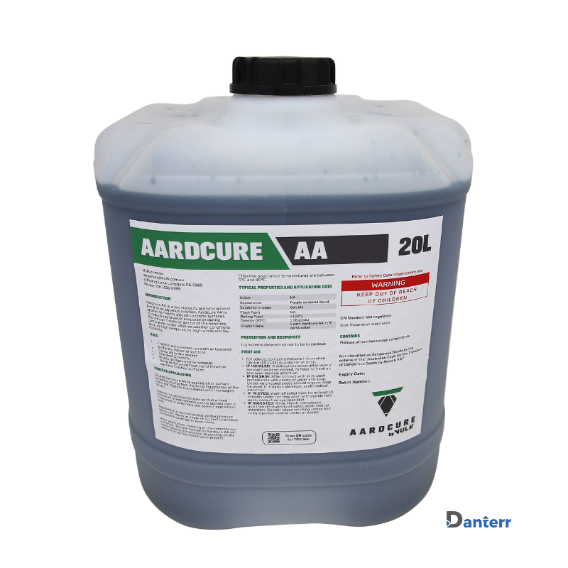 Aardcure AA evaporation retarder in purple-tinted 20L container